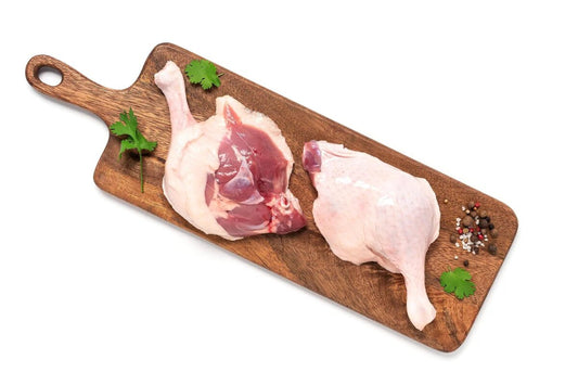 Kačacie stehná mrazené 600 - 700 g (2 ks / bal.)